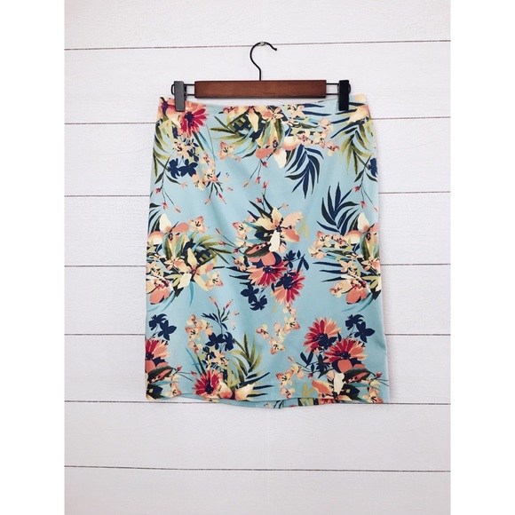 Talbots Dresses & Skirts - Talbots | Tropical Floral Pencil Skirt Talbots Dresses & Skirts - Talbots | Tropical Floral Pencil Skirt